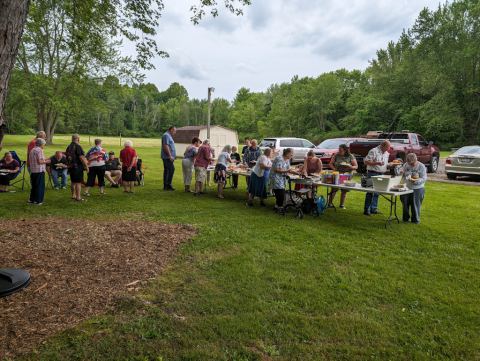 Memorial Weekend Picnic, photo 2