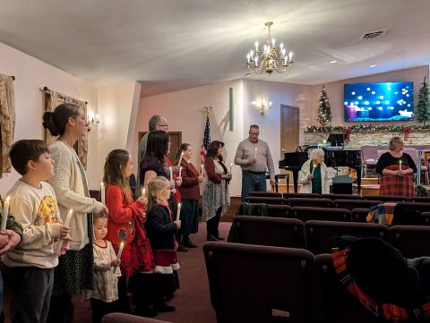 Christmas Eve Candlelight Service, photo 11