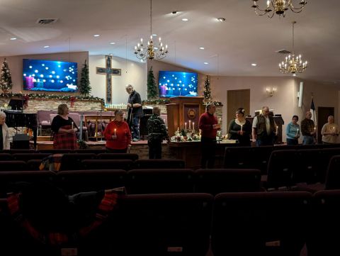 Christmas Eve Candlelight Service, photo 12
