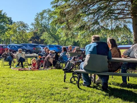 Memorial Weekend Picnic, photo 3